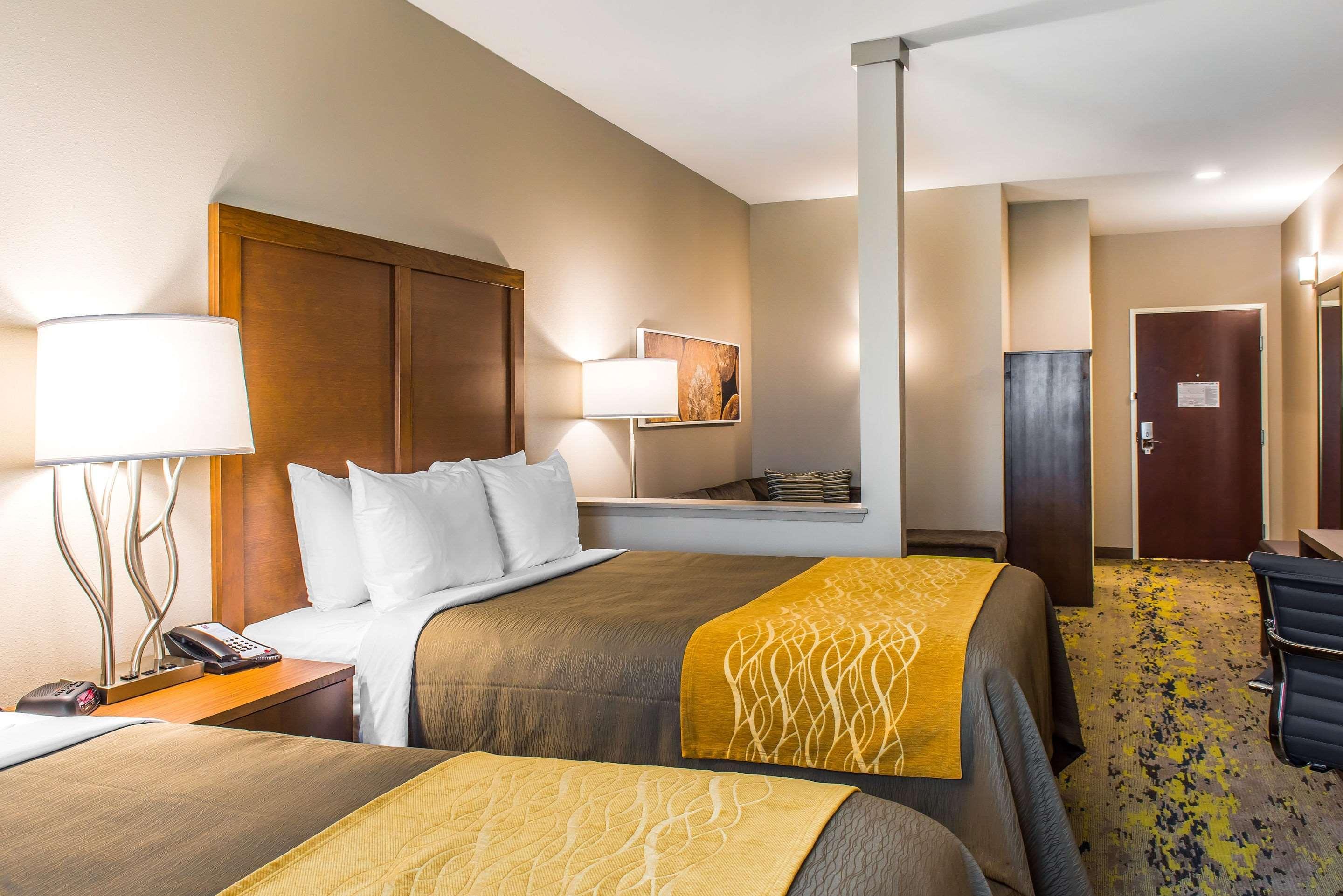 Comfort Inn & Suites Валдоста Экстерьер фото