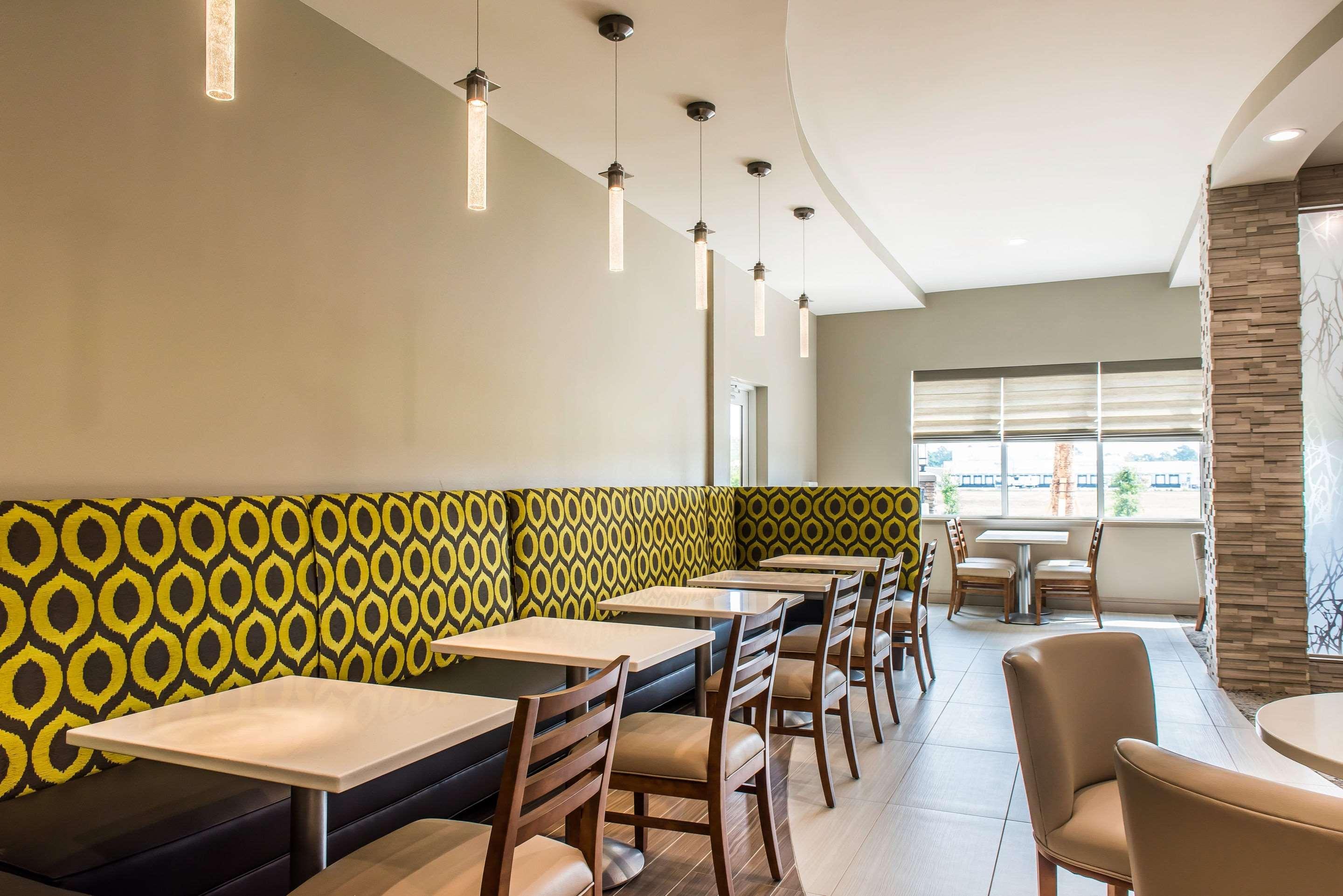 Comfort Inn & Suites Валдоста Экстерьер фото