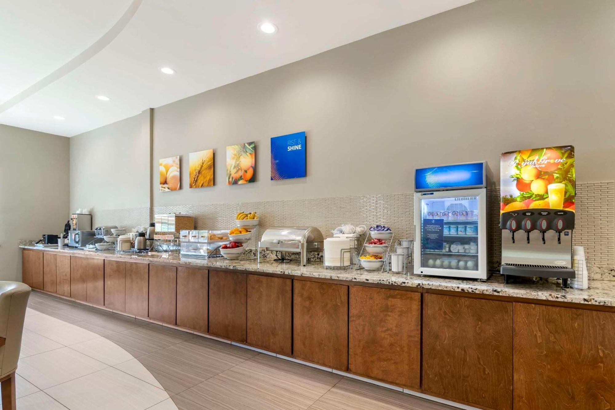 Comfort Inn & Suites Валдоста Экстерьер фото